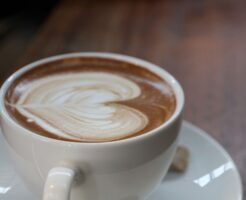 スタバ700円ギフト券を使い切る!甘くない注文例とお釣りなしの計算術