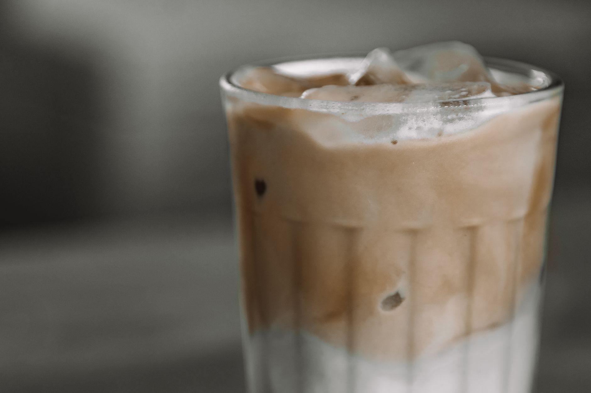 コーヒーが苦手な人・夜に飲みたい人のティーとデカフェ
